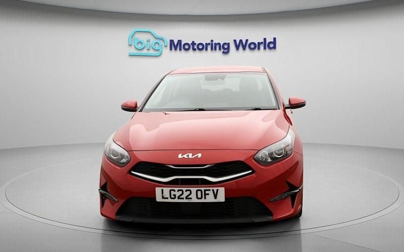 Used Kia Ceed 160 HP (117 kW) 2021 Hatchback