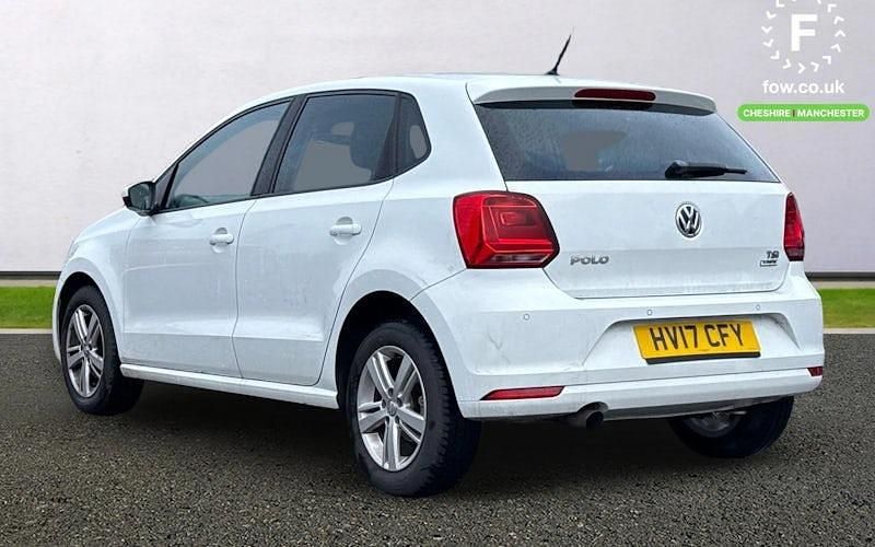 Used VW Polo Match 90 HP (66 kW) 2016 White Hatchback