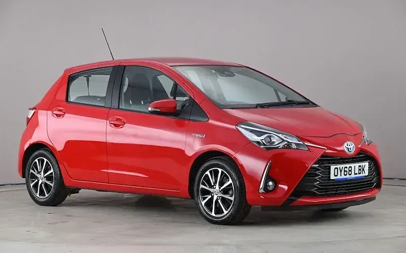 Used Toyota Yaris 101 HP (74 kW) 2018 Hatchback