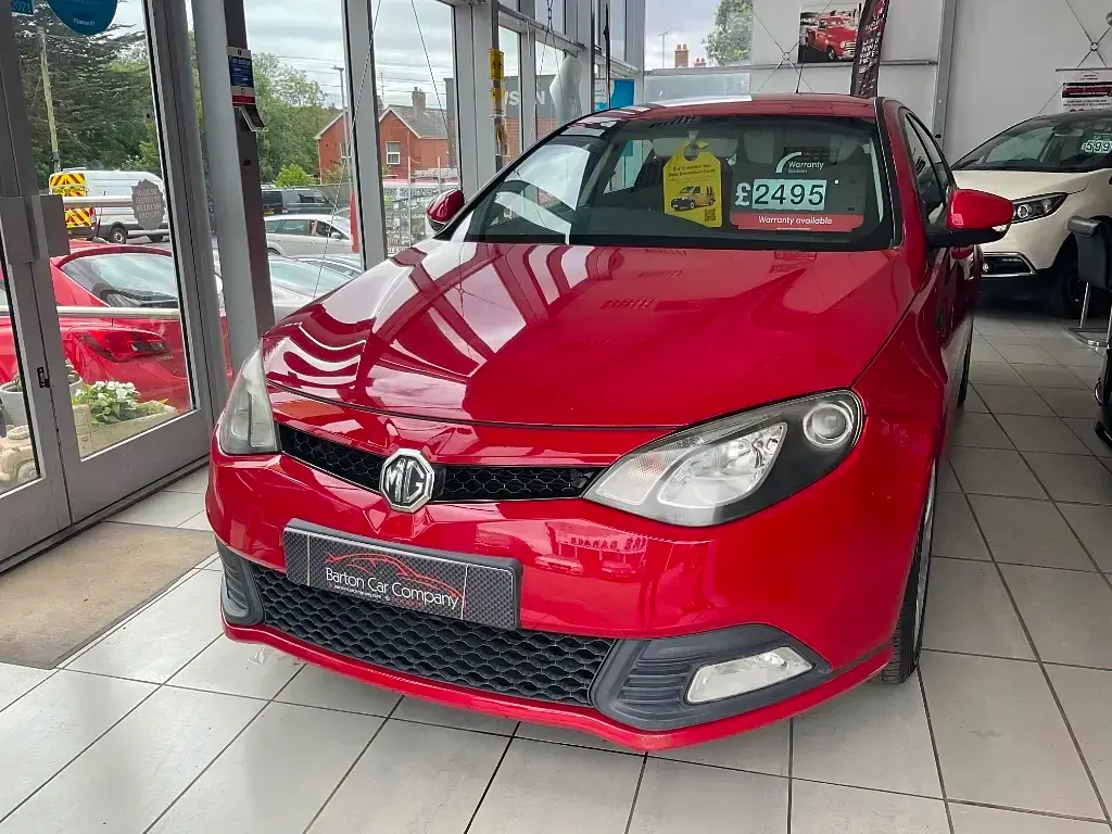 Used MG MG6 SE 160 HP (117 kW) 2011 Red Hatchback