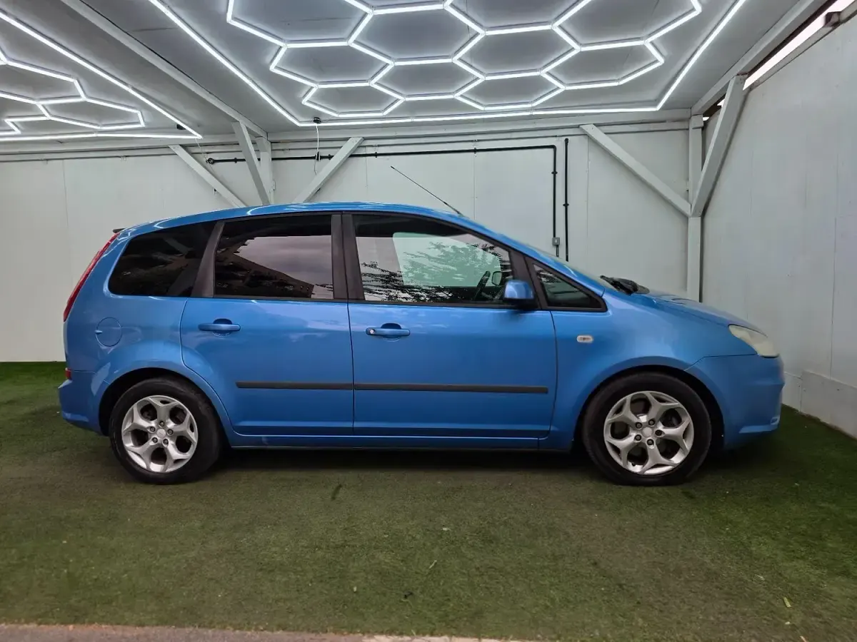 Used Ford C-MAX Zetec 2008 Blue MPV