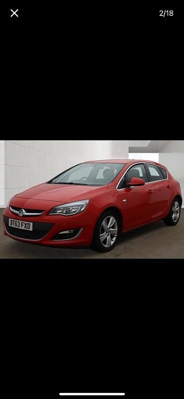 Second-hand Vauxhall Astra SRi 115 CP (84 kW) 2014 Roșu Hatchback