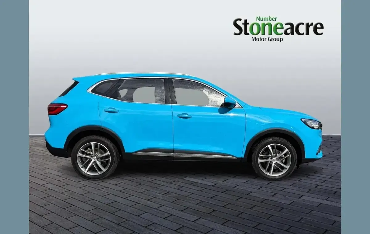 Used MG HS Excite 162 HP (119 kW) 2023 Blue SUV