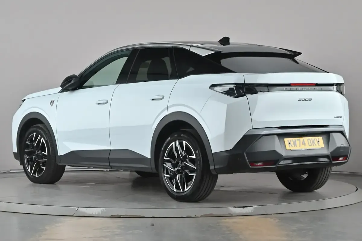 Used Peugeot 3008 GTi 136 HP (100 kW) 2024 White SUV