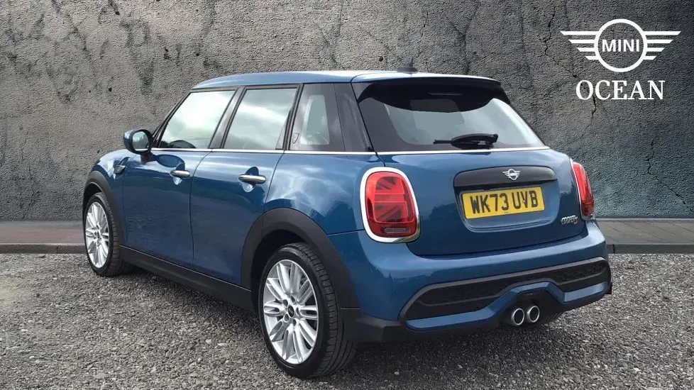 Used Mini Cooper S Exclusive 176 HP (129 kW) 2023 Blue Hatchback