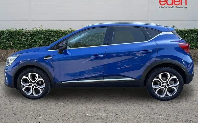 Used Renault Captur Techno 91 HP (66 kW) 2024 Blue SUV