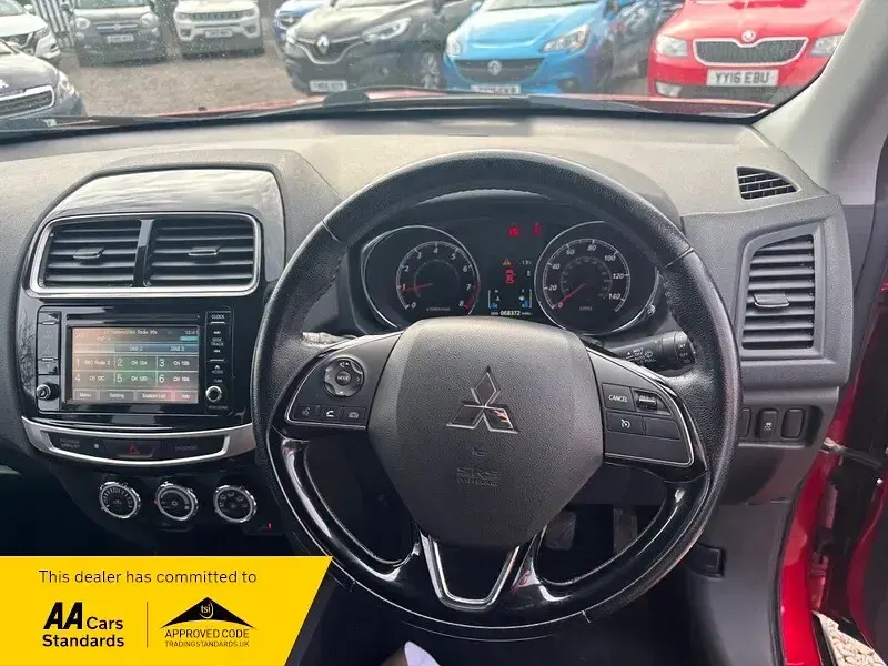 Used Mitsubishi ASX 117 HP (86 kW) 2016 Red SUV