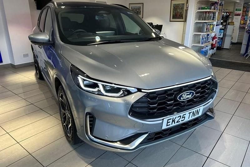 Silver Used 2025 Ford Kuga ST-Line X SUV | £28,555 (Expensive) - Image 1/1