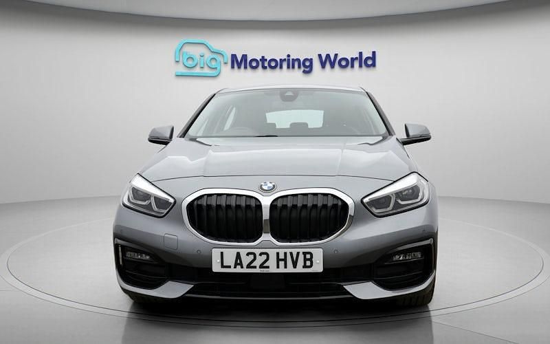 Used BMW 118 Sport Line 136 HP (100 kW) 2024 Hatchback