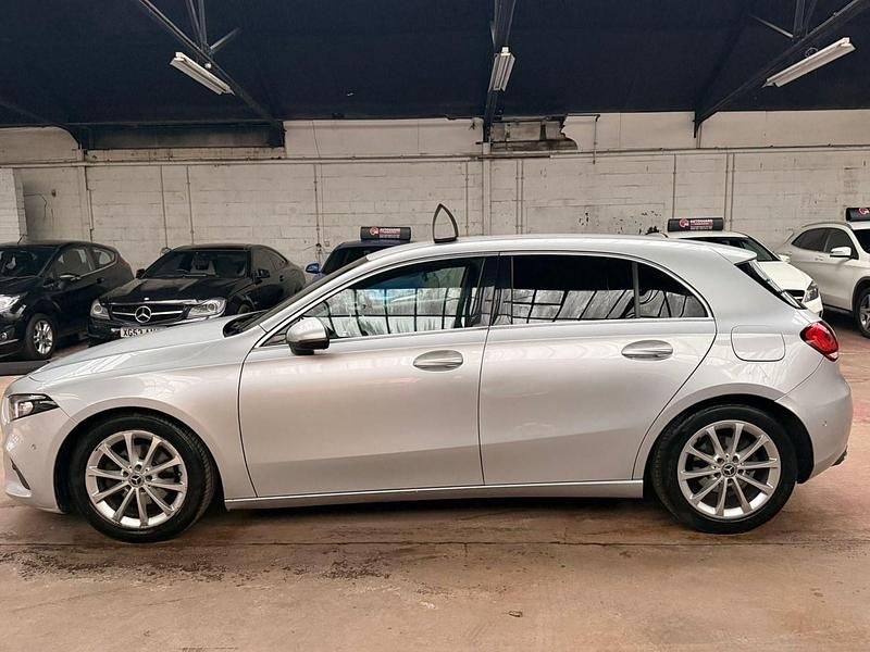 Used Mercedes A180 Executive 116 HP (85 kW) 2018 Silver Hatchback