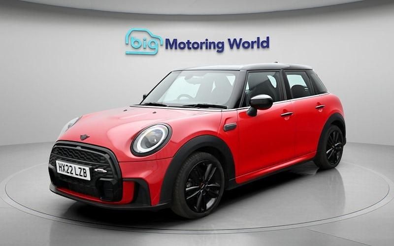 Used Mini Cooper Hatch 136 HP (100 kW) 2022 Red Hatchback