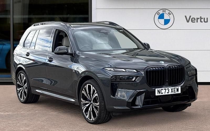 Used 2025 BMW X7 M Sport SUV | £71,043 (Super price) - Image 1/4