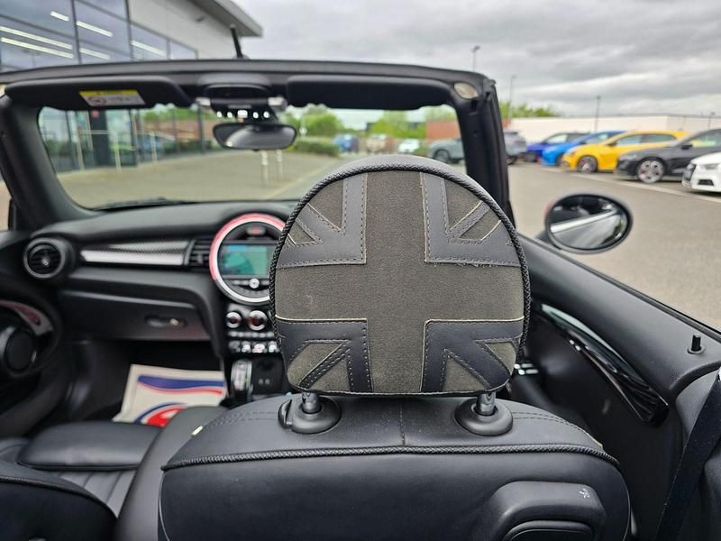 Second-hand Mini John Cooper Works Cabriolet 2018 Negru Cabrio