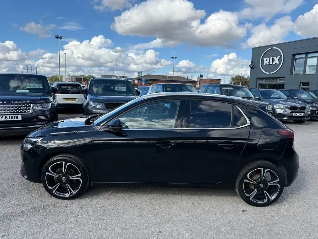 Used Vauxhall Corsa Edition 75 HP (55 kW) 2022 Black Hatchback