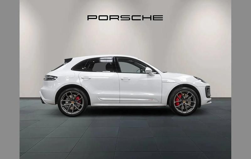 Used Porsche Macan GTS 434 HP (319 kW) 2021 White SUV