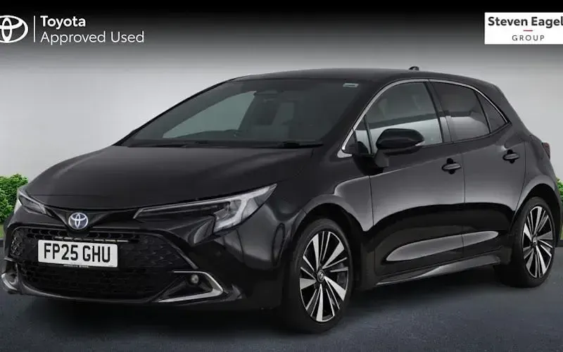Used Toyota Corolla Design 140 HP (102 kW) 2025 Black Hatchback