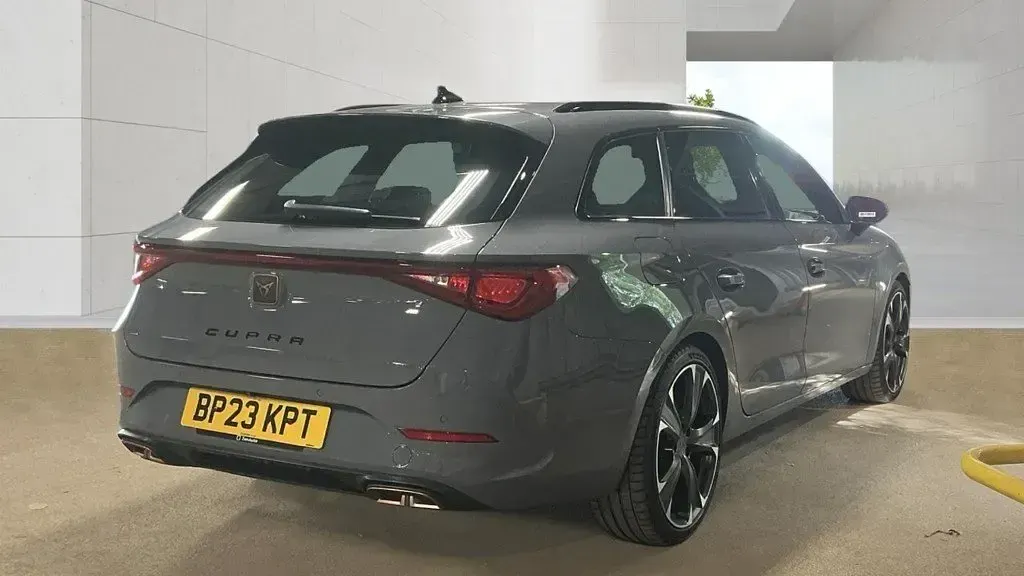 Used Cupra Leon VZ2 245 HP (180 kW) 2023 Grey Estate