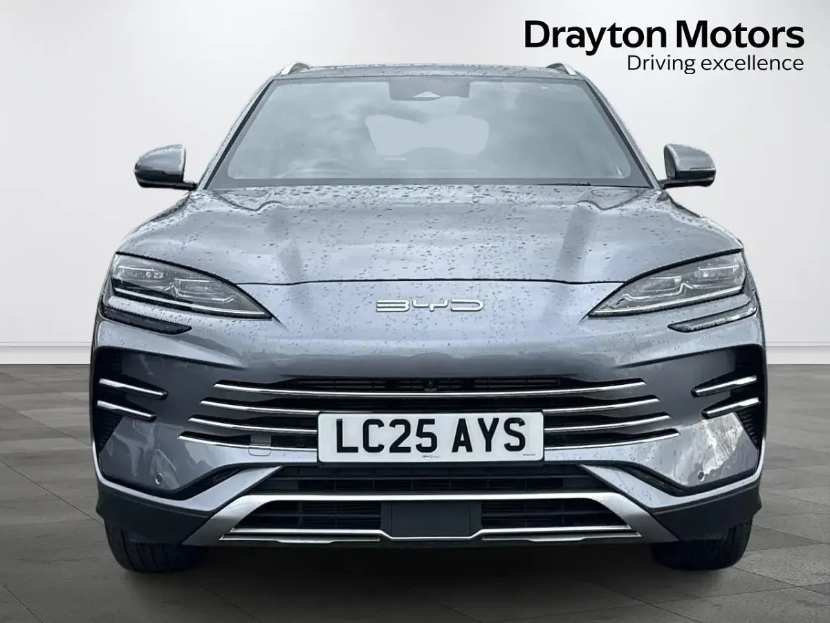 Used BYD Seal U Design 324 HP (238 kW) 2025 Grey SUV