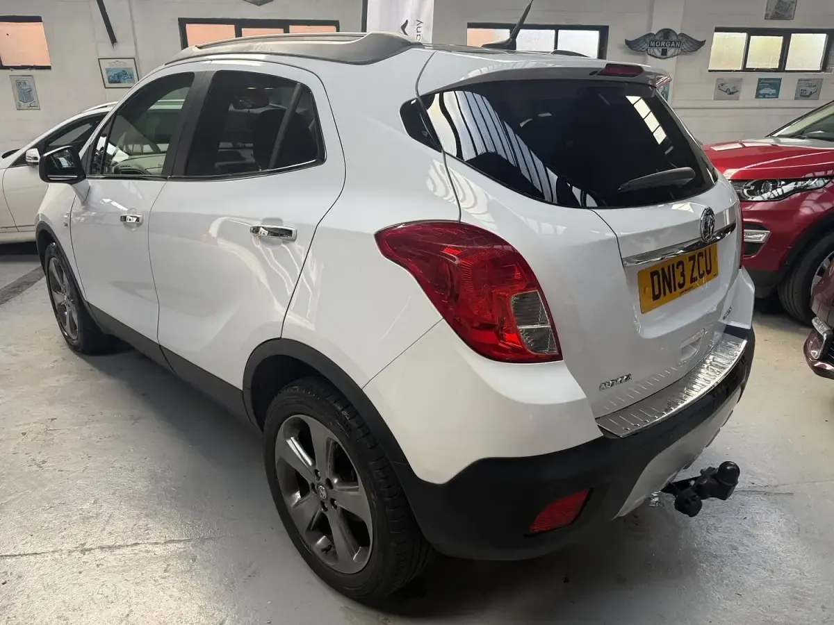 Used Vauxhall Mokka 130 HP (95 kW) 2013 White SUV