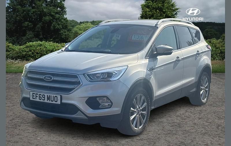 Used Ford Kuga Titanium 150 HP (110 kW) 2019 Silver SUV