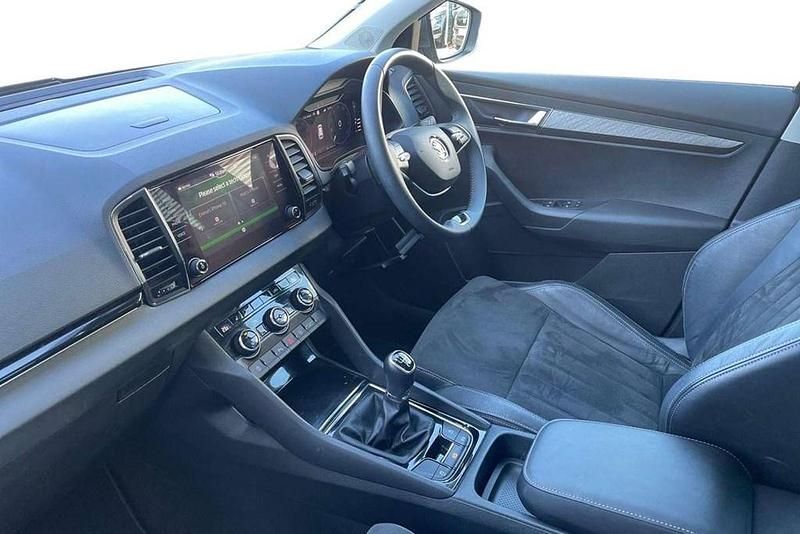 Used Skoda Karoq SE L 113 HP (83 kW) 2024 Graphite grey metallic SUV