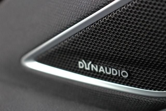 Used VW Golf VII R 298 HP (219 kW) 2017 Blue Hatchback