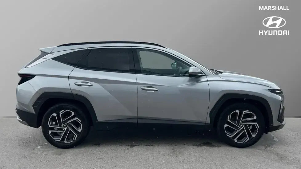 Used Hyundai Tucson Ultimate 215 HP (158 kW) 2025 Silver SUV