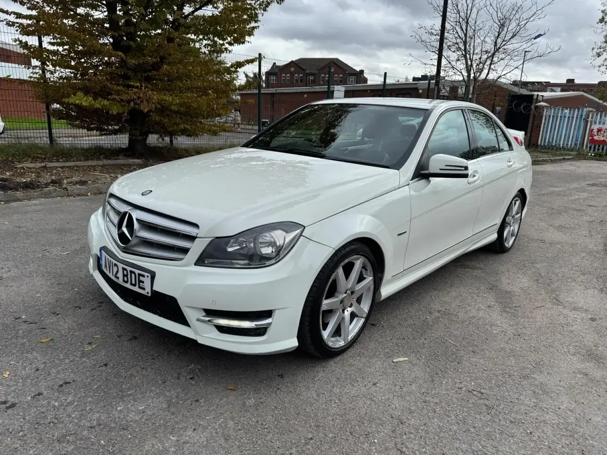 Used Mercedes C180 2012 White Sedan