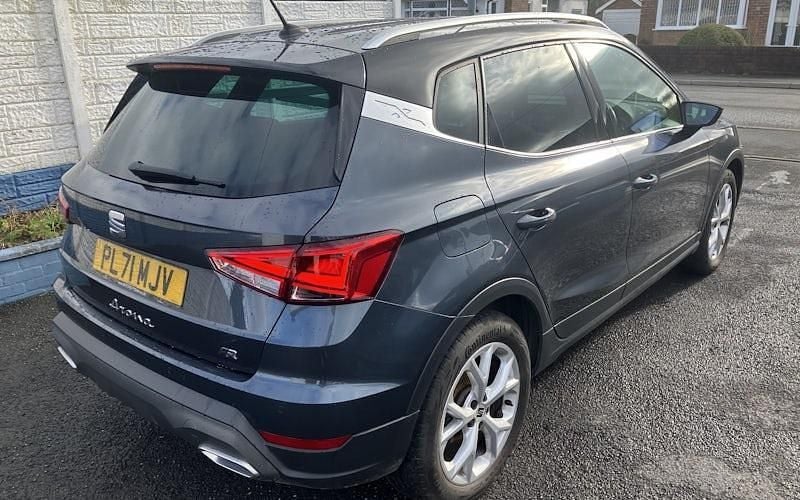 Used Seat Arona FR 110 HP (80 kW) 2023 SUV