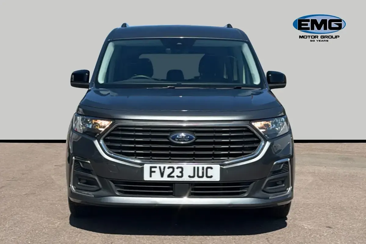Used Ford Grand Tourneo Connect Titanium 122 HP (89 kW) 2023 Grey MPV
