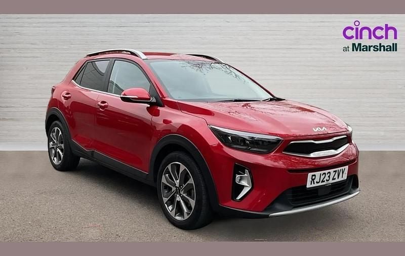 Used Kia Stonic 118 HP (86 kW) 2023 Red SUV
