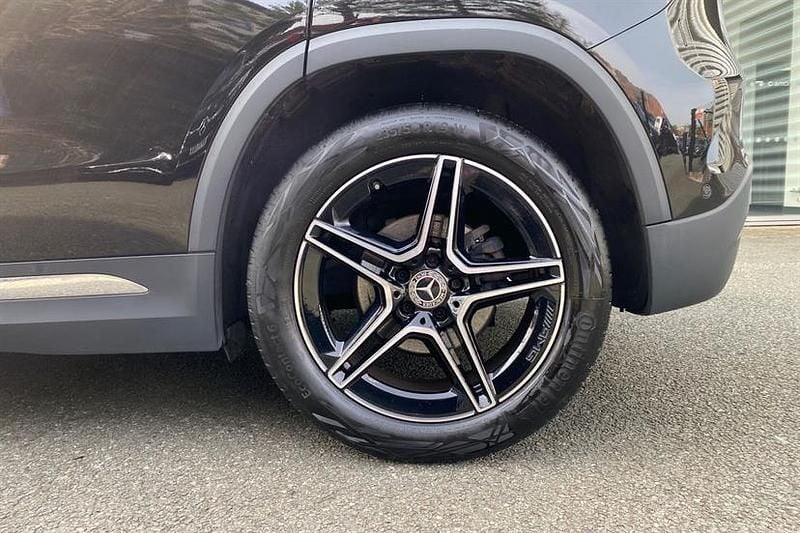 Used Mercedes GLA200 Executive 163 HP (119 kW) 2023 Black SUV