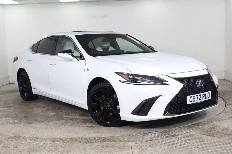 White Used 2022 Lexus ES300H Sport Line Sedan | £28,975 (Fair price) - Image 1/1