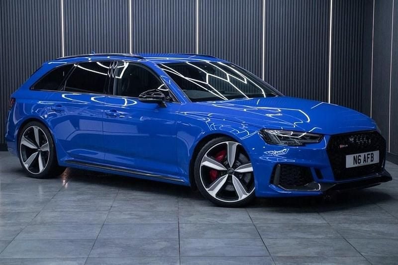 Used Audi RS4 Design 451 HP (331 kW) 2018 Blue Estate