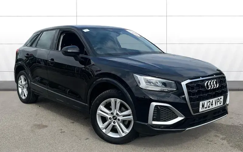Usado Audi Q2 Sport 110 HP (80 kW) 2024 SUV