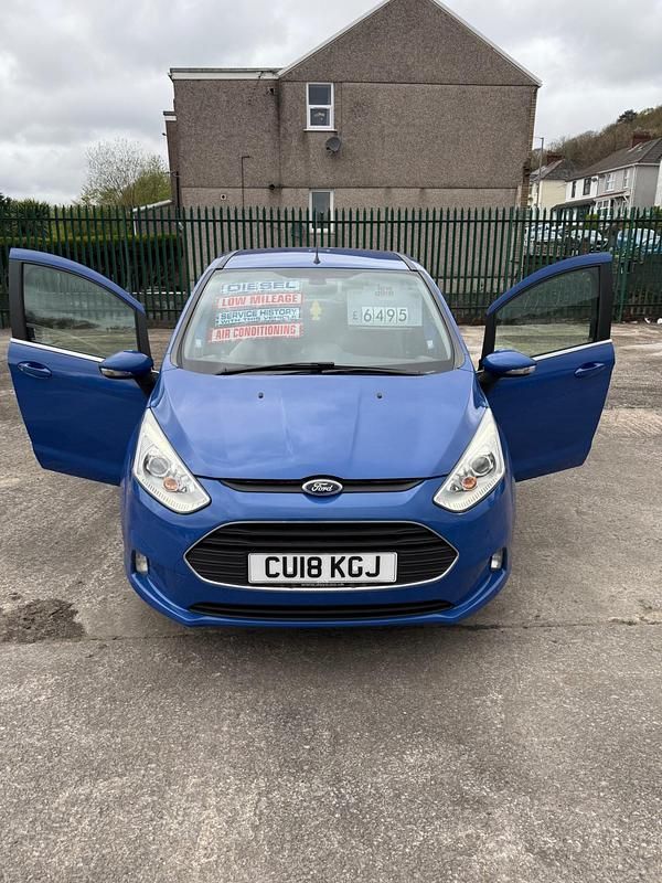 Used Ford B-MAX Zetec 2018 Blue MPV