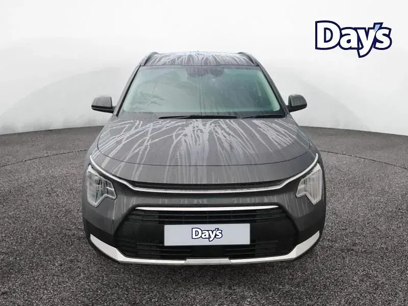 Second-hand Kia Niro 139 CP (102 kW) 2022 Gri SUV