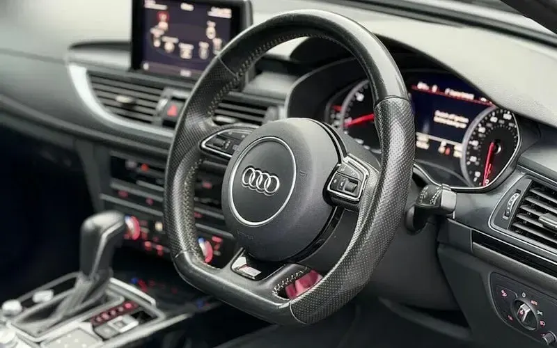 Used Audi A6 Black Edition 190 HP (139 kW) 2017 White Estate