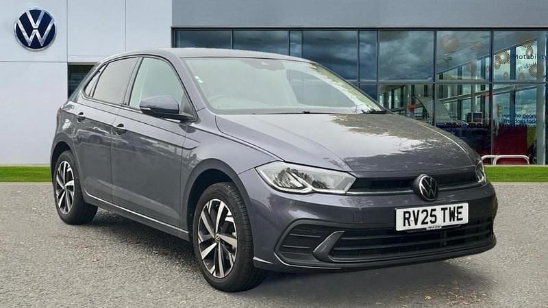 Smokey grey metallic Used 2025 VW Polo Match Hatchback | £21,342 (Fair price) - Image 1/4