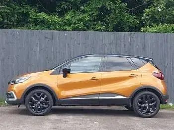 Used Renault Captur GT-Line 90 HP (66 kW) 2019 Orange/black SUV