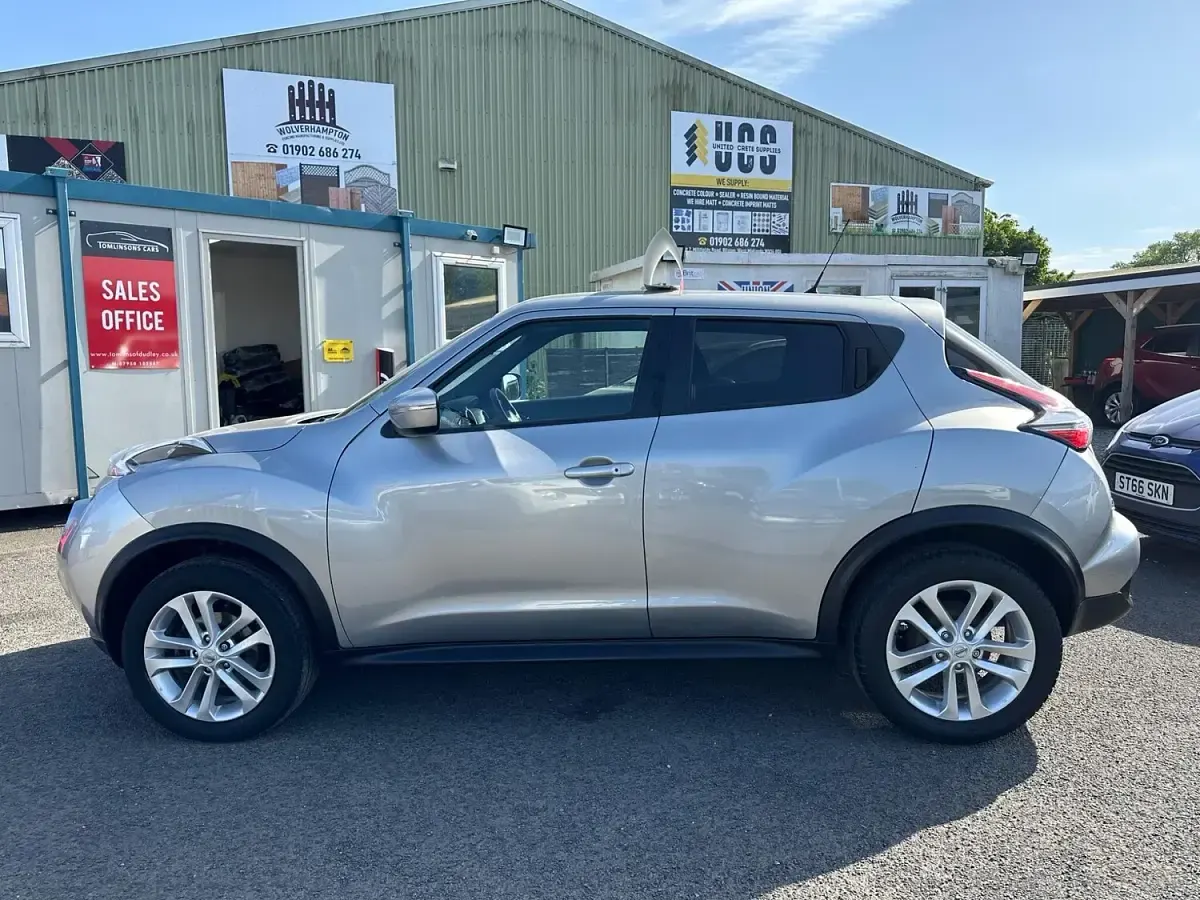 Used Nissan Juke N-Connecta 110 HP (80 kW) 2017 Silver SUV