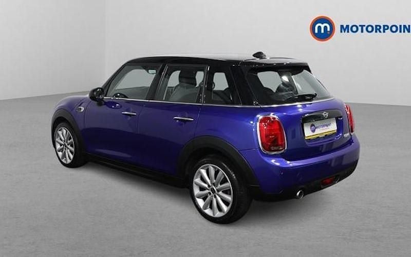 Used Mini Cooper Hatch 136 HP (100 kW) 2018 Blue Hatchback