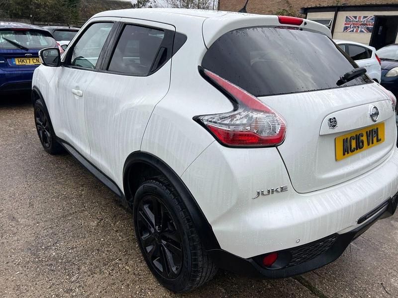 Used Nissan Juke Acenta 115 HP (84 kW) 2016 White SUV