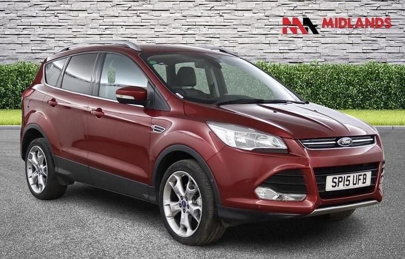 Used Ford Kuga Titanium 2015 Red SUV