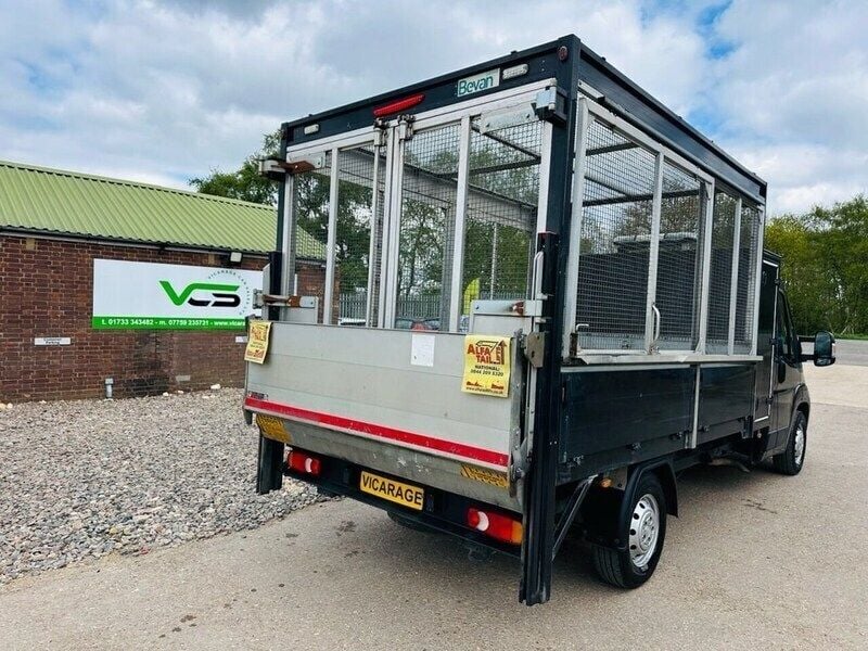 Grey Used 2019 Citroën Relay Van | £7,490 (Fair price) - Image 1/4