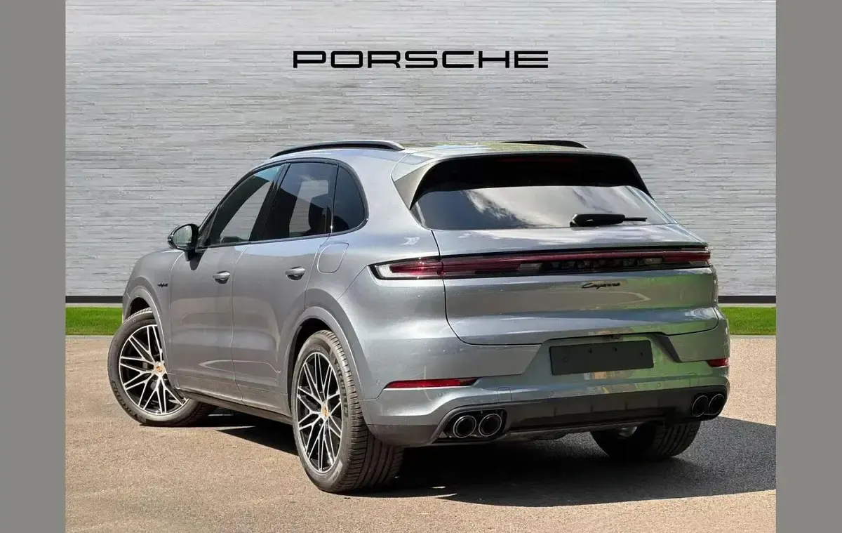 New Porsche Cayenne Black Edition 464 HP (341 kW) 2026 Grey SUV