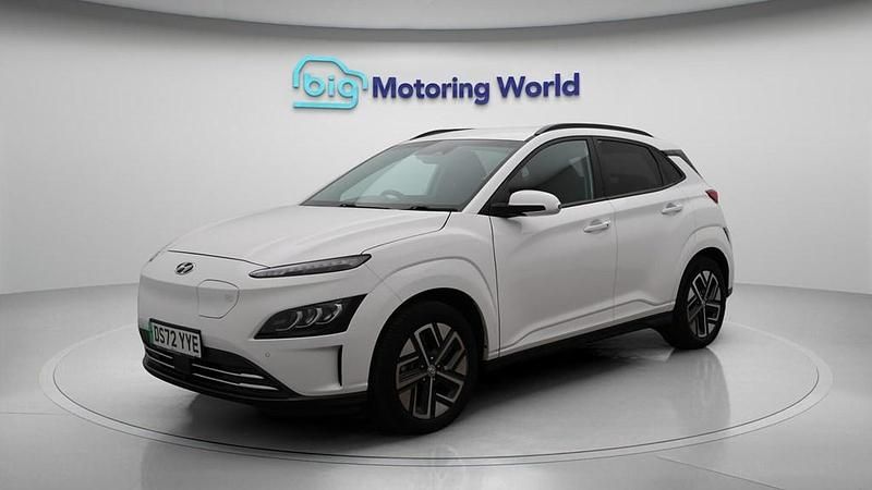 Second-hand Hyundai Kona Premium 10 kW (14 CP) 2022 SUV