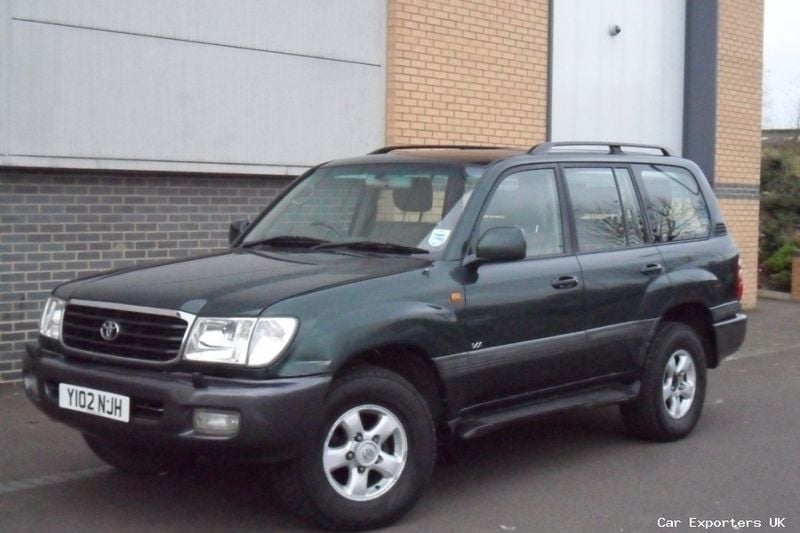 Used Toyota Land Cruiser 232 HP (170 kW) 2001 SUV