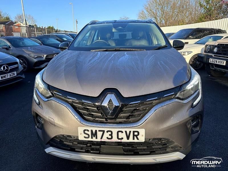 Used Renault Captur Techno 2023 Grey/black SUV
