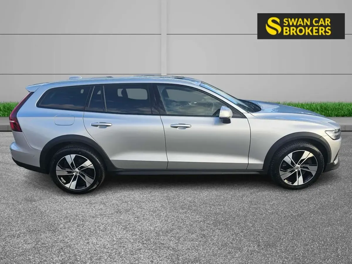 Used Volvo V60 2020 Silver Estate